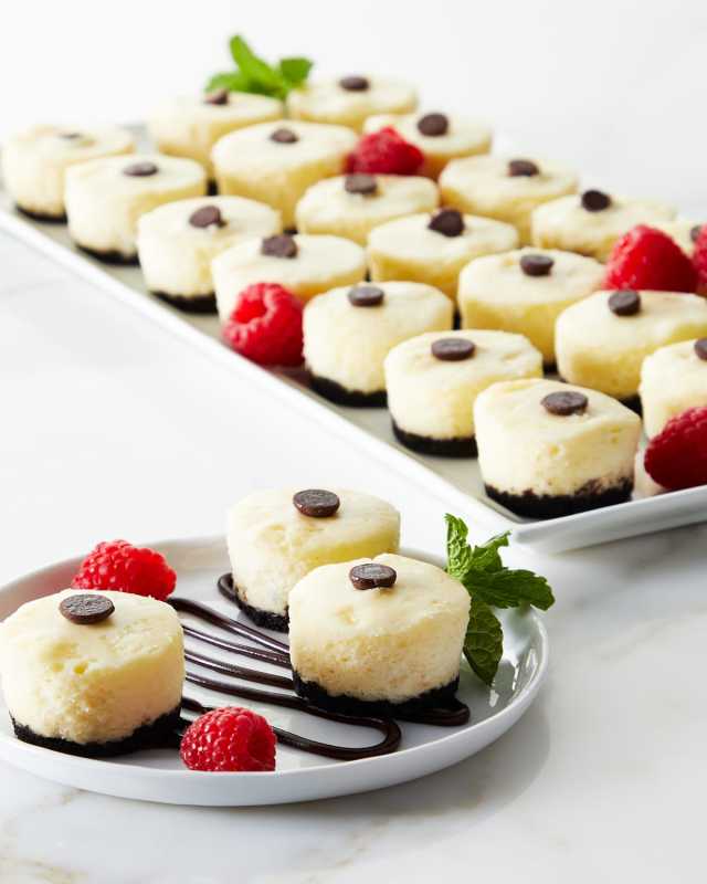 Mini New York Style Cheesecakes, 12 Pieces